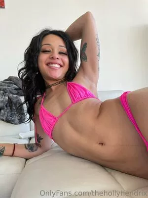 Holly Hendrix OnlyFans Leaked Free Thumbnail Picture - #ShJJO4dlzr