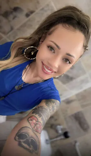 Holly Hendrix OnlyFans Leaked Free Thumbnail Picture - #mrXfkgGK1k