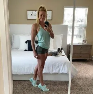 Holly Holm OnlyFans Leaked Free Thumbnail Picture - #34teYs1WG2
