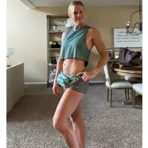 Holly Holm OnlyFans Leaked Free Thumbnail Picture - #9Mzqj3WfM8