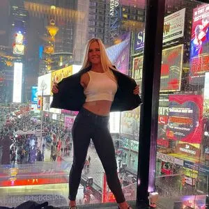 Holly Holm OnlyFans Leaked Free Thumbnail Picture - #MwmQvjzdSG