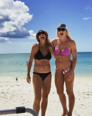 Holly Holm OnlyFans Leaked Free Thumbnail Picture - #PvHfKhjr9x