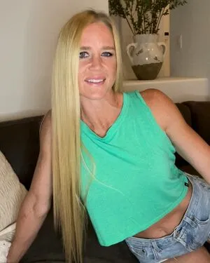 Holly Holm OnlyFans Leaked Free Thumbnail Picture - #STjzM8lBMn
