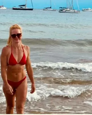 Holly Holm OnlyFans Leaked Free Thumbnail Picture - #hHR4JrDxGt