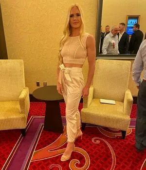 Holly Holm OnlyFans Leaked Free Thumbnail Picture - #jIN60Rdr7L