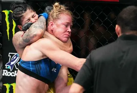 Holly Holm OnlyFans Leaked Free Thumbnail Picture - #oozI9vBinK