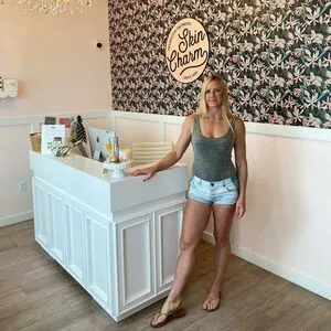 Holly Holm OnlyFans Leaked Free Thumbnail Picture - #qZgQhO5uYW