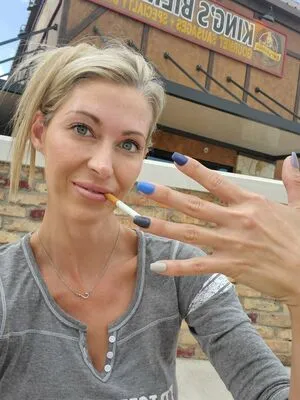 Holly Hotwife OnlyFans Leaked Free Thumbnail Picture - #fm7IFws4AZ