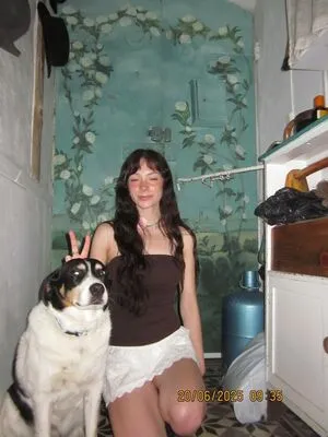 Holly Humberstone OnlyFans Leaked Free Thumbnail Picture - #OZDzXUv4nk