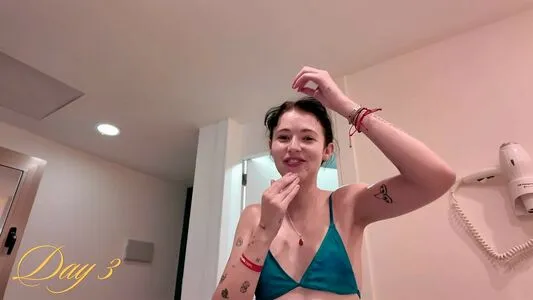 Holly Laing OnlyFans Leaked Free Thumbnail Picture - #WLGhyvdVHb