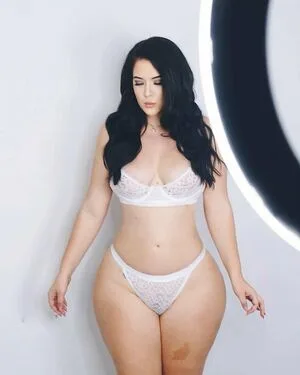Holly Luyah OnlyFans Leaked Free Thumbnail Picture - #htlXMjjljq