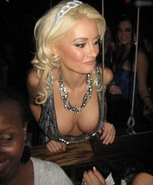 Holly Madison OnlyFans Leaked Free Thumbnail Picture - #mM0qQoXf56