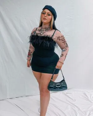 Holly Marston OnlyFans Leaked Free Thumbnail Picture - #1OKtJqJYc4