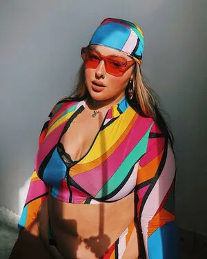 Holly Marston OnlyFans Leaked Free Thumbnail Picture - #RrUUcLLTD2