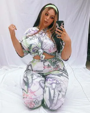 Holly Marston OnlyFans Leaked Free Thumbnail Picture - #YJeKlq1oqn