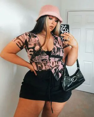 Holly Marston OnlyFans Leaked Free Thumbnail Picture - #fo3PxgDl8i