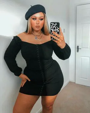 Holly Marston OnlyFans Leaked Free Thumbnail Picture - #sXpWx9XhnD