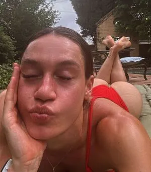 Holly Mills OnlyFans Leaked Free Thumbnail Picture - #uuekzJ7Zr2