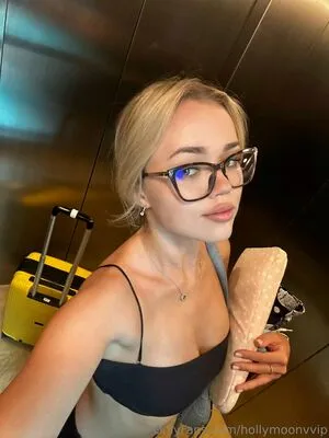 Holly Moon OnlyFans Leaked Free Thumbnail Picture - #pFGUZjRBL9