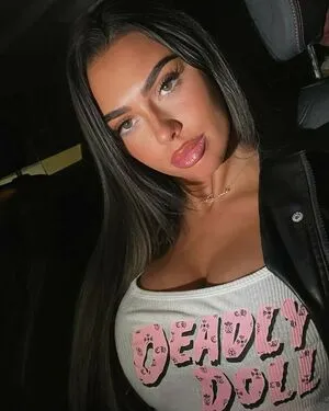 Holly Rhodes OnlyFans Leaked Free Thumbnail Picture - #dWx780ohUv