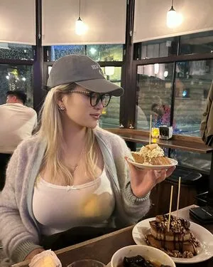 Holly Shu OnlyFans Leaked Free Thumbnail Picture - #L0aCq5c8us