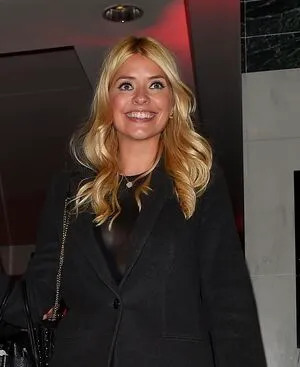 Holly Willoughby OnlyFans Leaked Free Thumbnail Picture - #3mCsa7emc0
