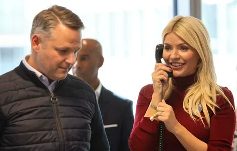 Holly Willoughby OnlyFans Leaked Free Thumbnail Picture - #9B6YU4Pyol