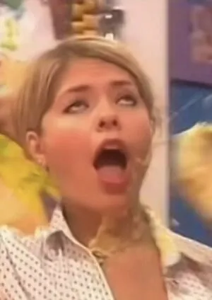 Holly Willoughby OnlyFans Leaked Free Thumbnail Picture - #AvjBOylYpl