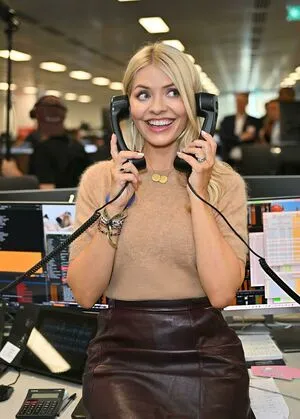 Holly Willoughby OnlyFans Leaked Free Thumbnail Picture - #BDJfrZwQZH
