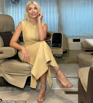 Holly Willoughby OnlyFans Leaked Free Thumbnail Picture - #CfHSFfJECf