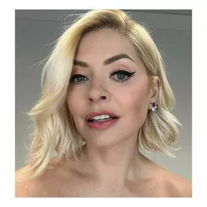 Holly Willoughby OnlyFans Leaked Free Thumbnail Picture - #D60BvgLf7L