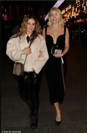 Holly Willoughby OnlyFans Leaked Free Thumbnail Picture - #EHr7lGTdxi