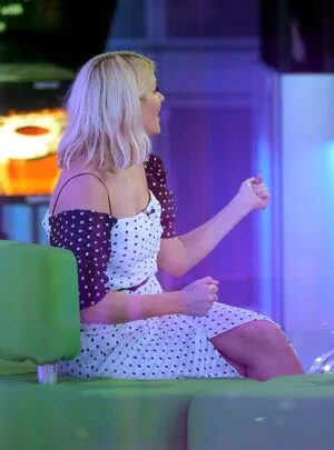 Holly Willoughby OnlyFans Leaked Free Thumbnail Picture - #FEnKMnO2Hh