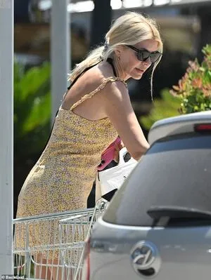 Holly Willoughby OnlyFans Leaked Free Thumbnail Picture - #H5O5uaDNPx