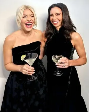 Holly Willoughby OnlyFans Leaked Free Thumbnail Picture - #JZ8HLn2hLy