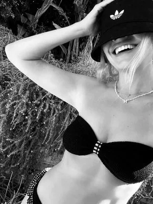 Holly Willoughby OnlyFans Leaked Free Thumbnail Picture - #KKTzBwsht3