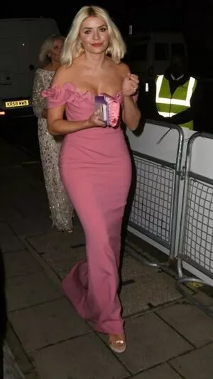 Holly Willoughby OnlyFans Leaked Free Thumbnail Picture - #Od73OngUIG
