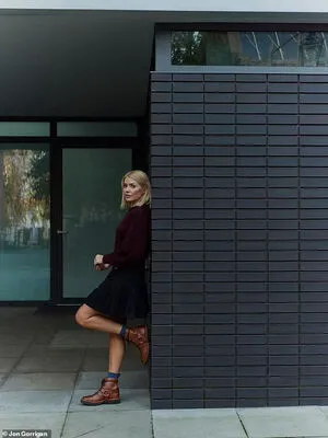 Holly Willoughby OnlyFans Leaked Free Thumbnail Picture - #P3jFWQhmPj