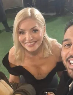 Holly Willoughby OnlyFans Leaked Free Thumbnail Picture - #PeeHSIfDGO