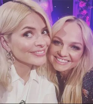 Holly Willoughby OnlyFans Leaked Free Thumbnail Picture - #T2jJ6nnUEy