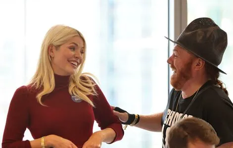 Holly Willoughby OnlyFans Leaked Free Thumbnail Picture - #ToHbbW73hK