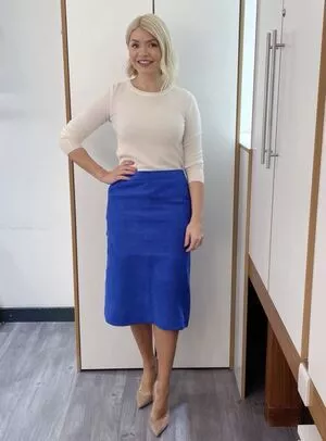 Holly Willoughby OnlyFans Leaked Free Thumbnail Picture - #YepdTowgcL