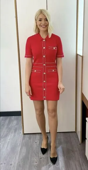 Holly Willoughby OnlyFans Leaked Free Thumbnail Picture - #aGPCnnyPM0
