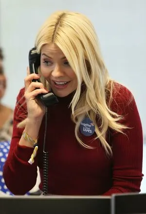 Holly Willoughby OnlyFans Leaked Free Thumbnail Picture - #gNnZBCuRkp