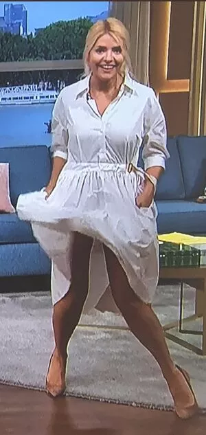 Holly Willoughby OnlyFans Leaked Free Thumbnail Picture - #i8U06OVvsq
