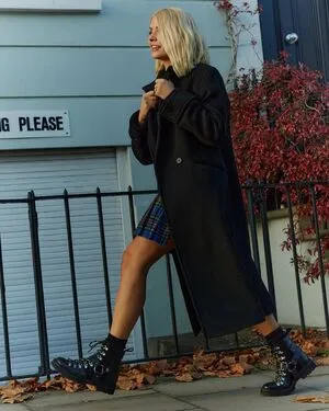 Holly Willoughby OnlyFans Leaked Free Thumbnail Picture - #lPkaVXgdlO