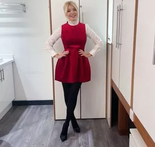 Holly Willoughby OnlyFans Leaked Free Thumbnail Picture - #lUKGp0alDT