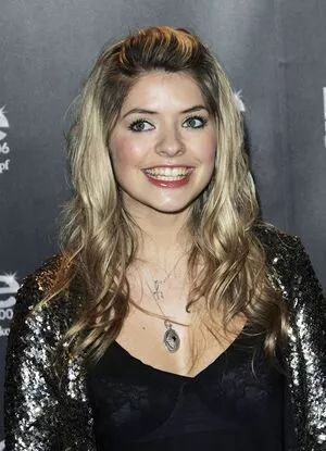 Holly Willoughby OnlyFans Leaked Free Thumbnail Picture - #p9PTZTlzJJ