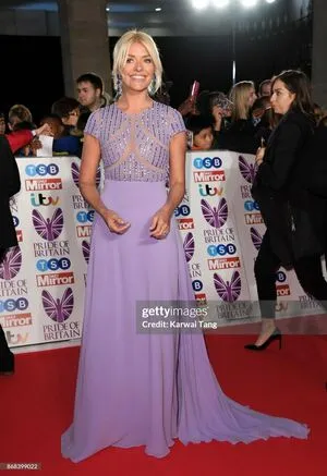 Holly Willoughby OnlyFans Leaked Free Thumbnail Picture - #r1eMcEbroJ