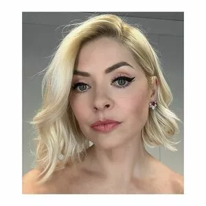 Holly Willoughby OnlyFans Leaked Free Thumbnail Picture - #rU7arTeEsz